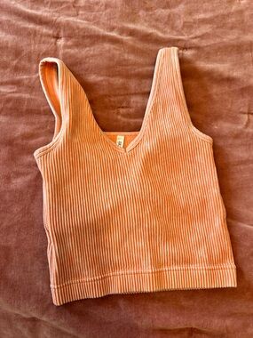 Zenana Ribbed V-Neck Tank Top /bralette Peach